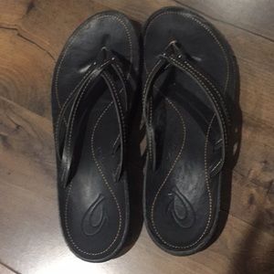 Olukai sandals